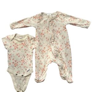 Gerber Cream and Pink Floral Baby Matching Set